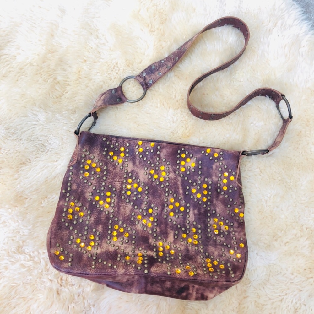 ✨ Betsey Johnson brown leather amber gem studded crystal hobo crossbody bag ✨